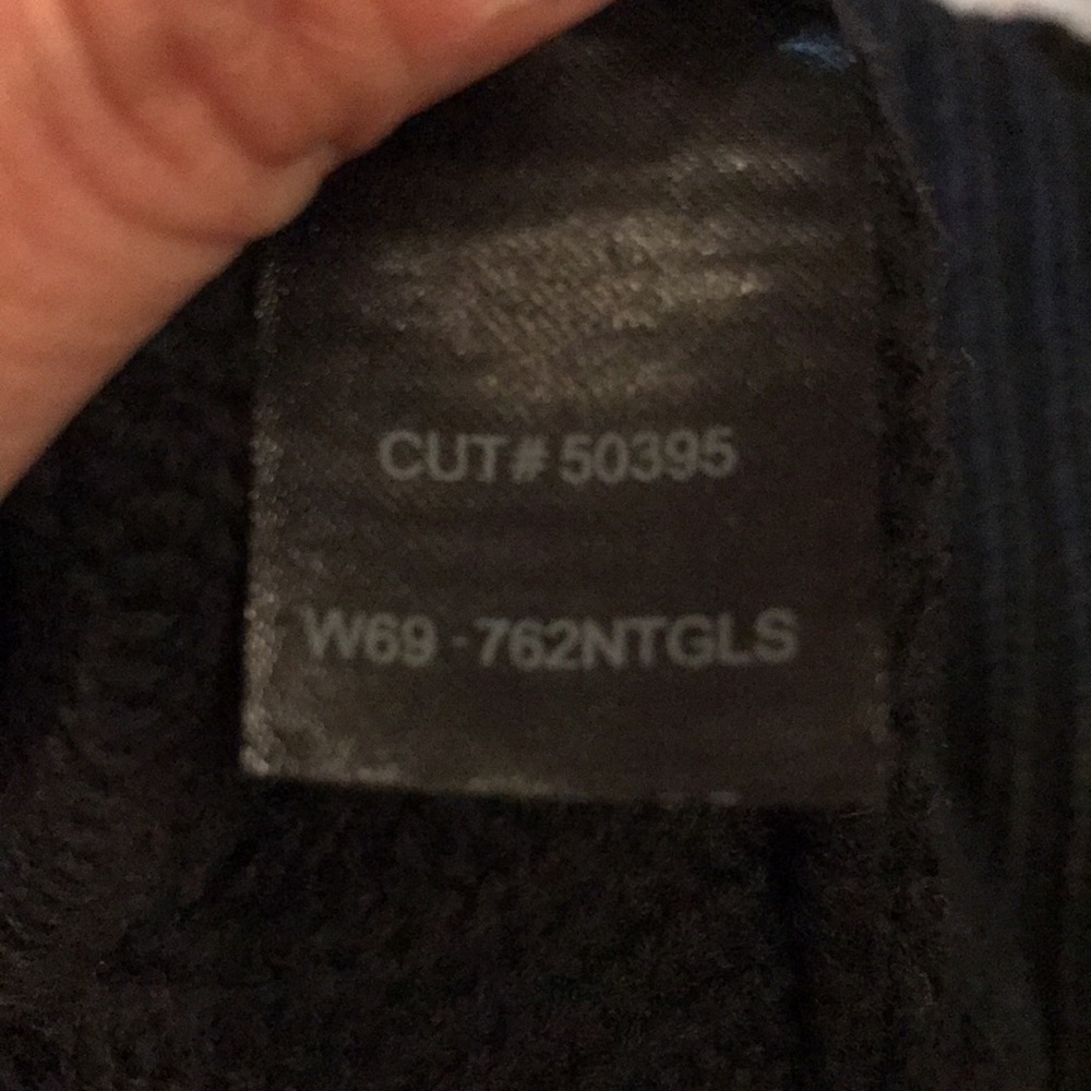 RtA knit sweater - Picture 7 of 10